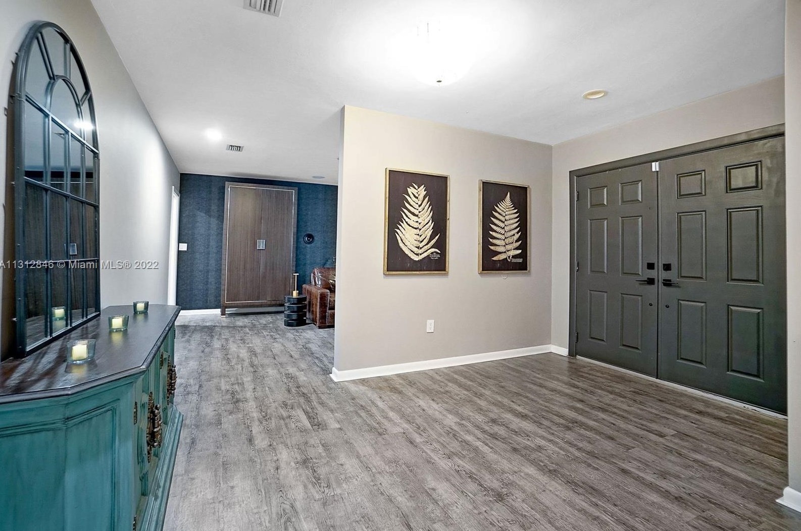 8201 162nd St, Miami FL  33157-3628 exterior