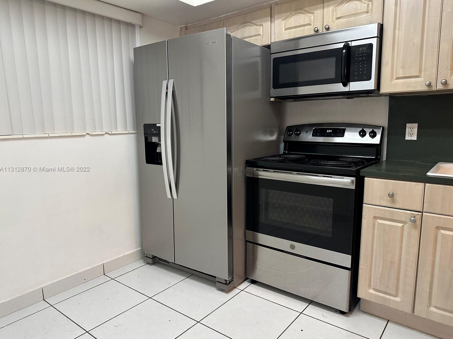 1682 W 74th St #1682, Hialeah, FL 33014