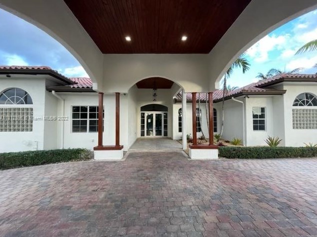 13531 34th St, Miami, FL 33175-7216