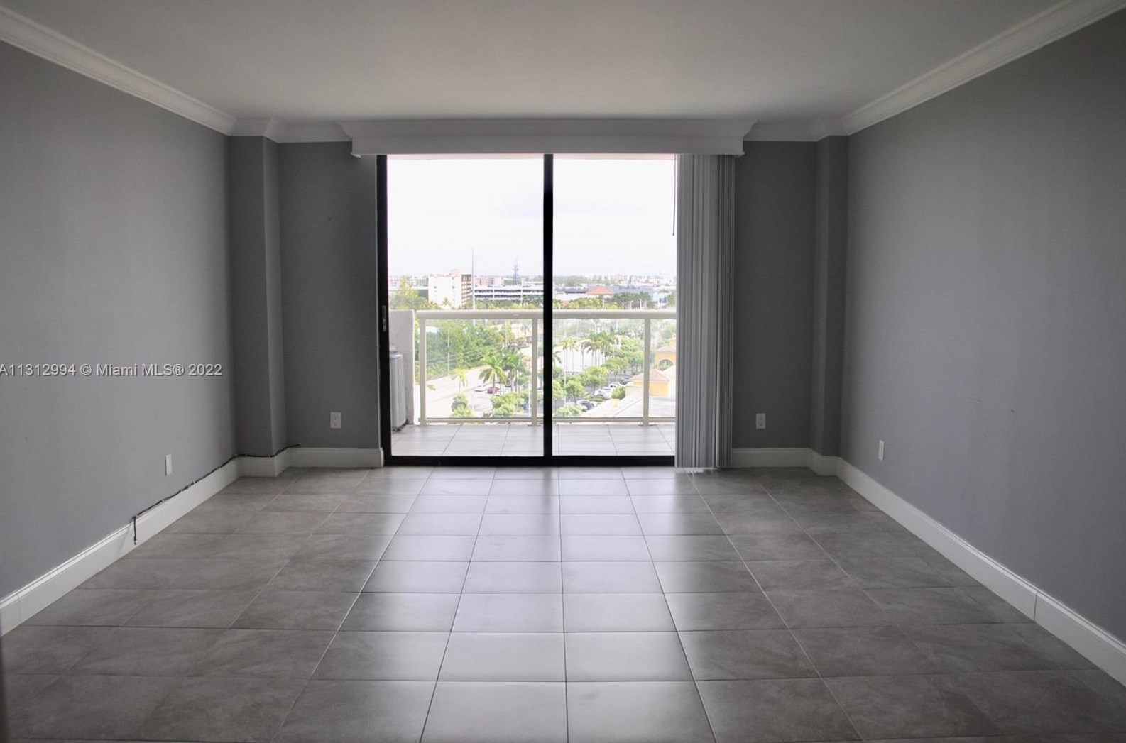 13499 Biscayne Blvd #1011, Miami, FL 33181