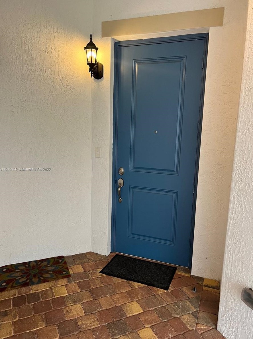 11532 Sw 16th St, Hollywood, FL 33025