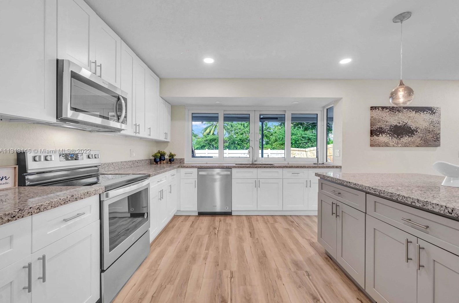 4901 W Park Rd, Hollywood, FL 33021