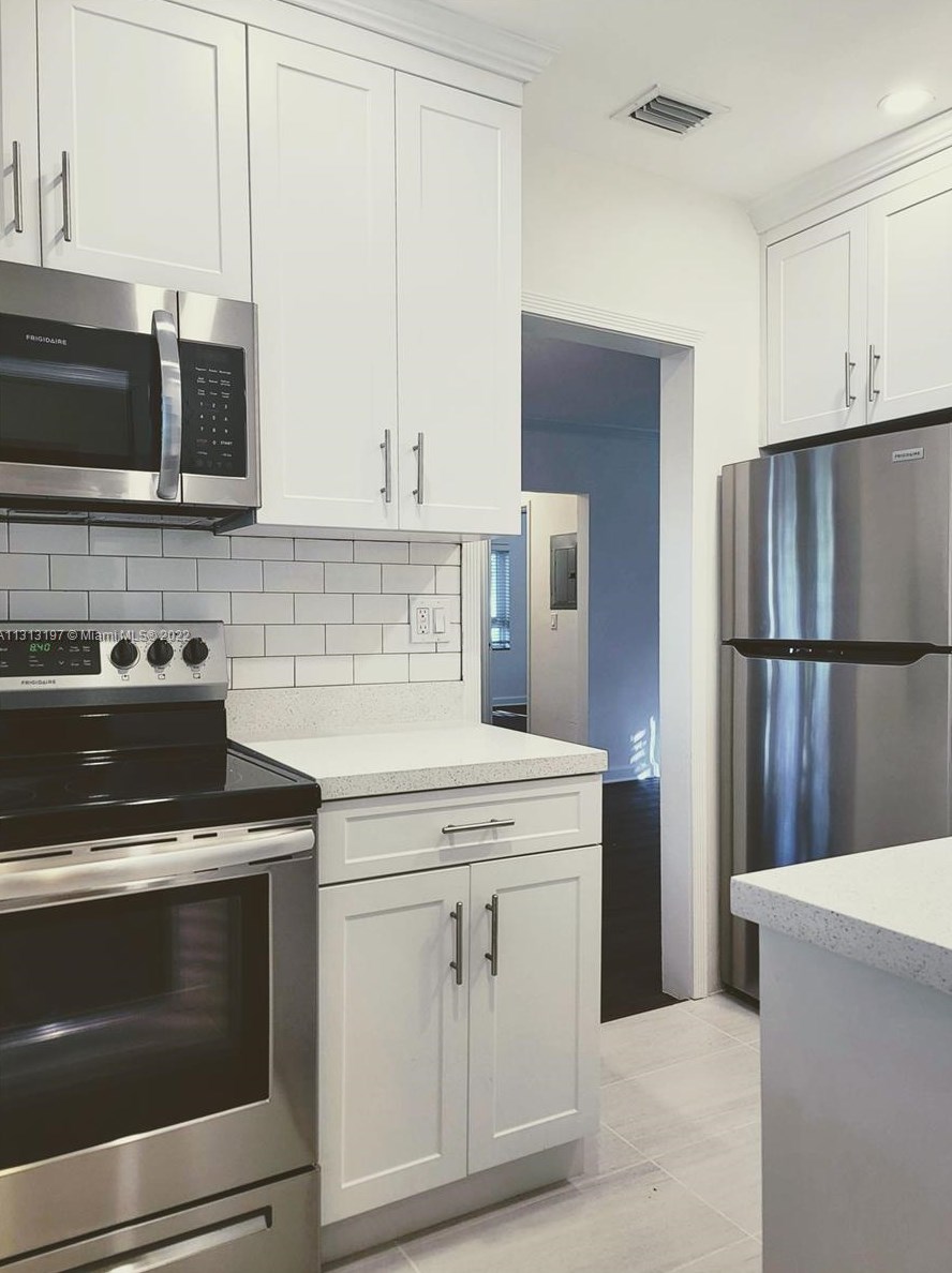 7700 Sw 56th Ave #3, Miami, FL 33143