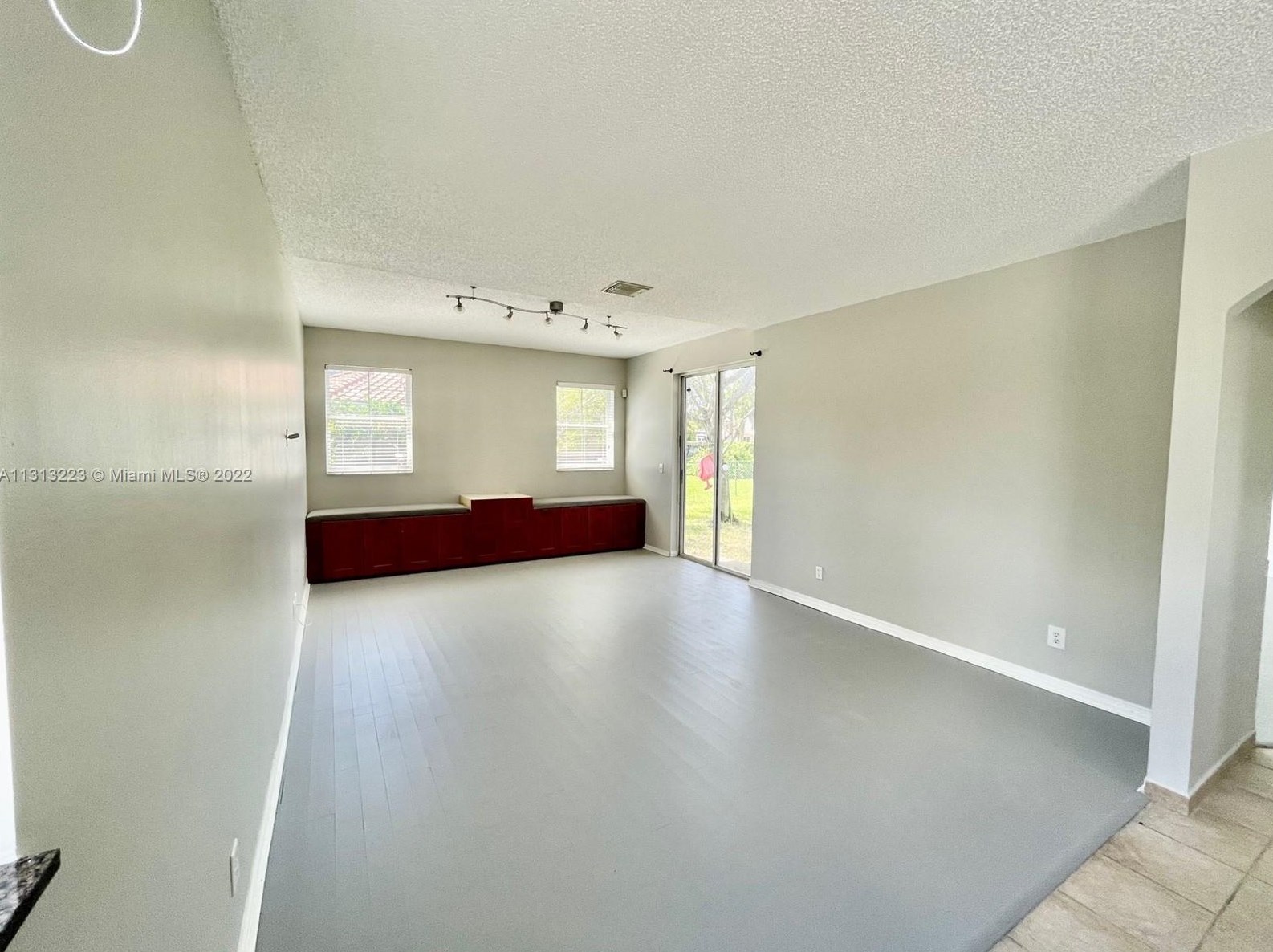 1904 185th Way, Hollywood, FL 33029-3822