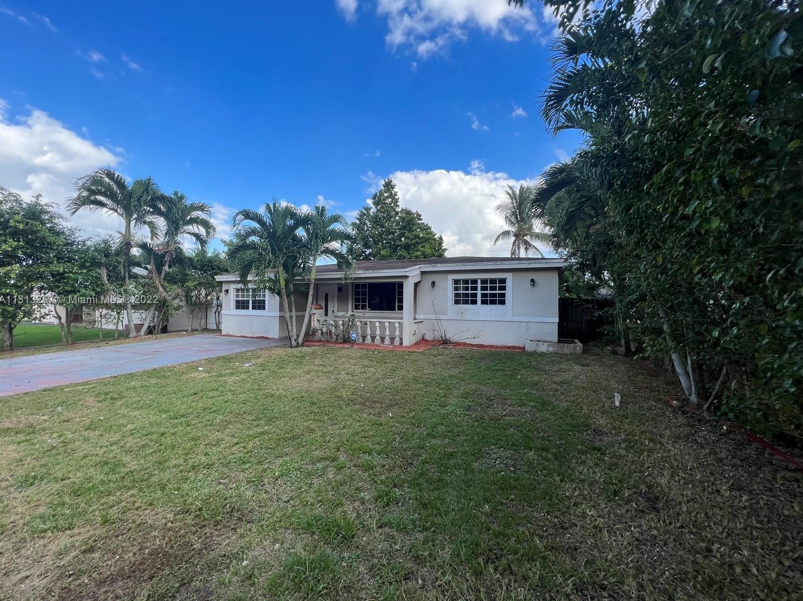 2619 Bahama Dr, Hollywood, FL 33023-4739