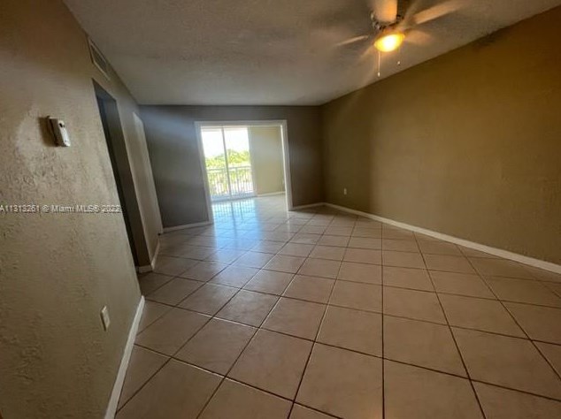 1251 Ne 108th St #410, Miami, FL 33161