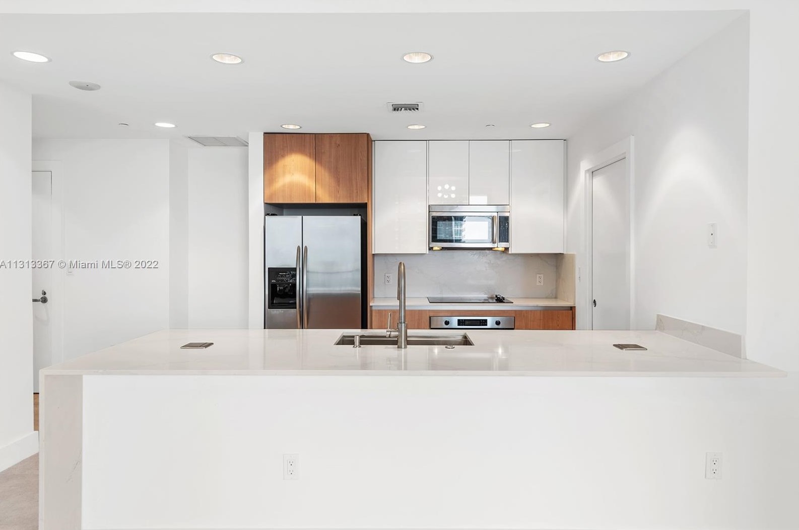 1050 Brickell Ave #2502, Miami, FL 33131