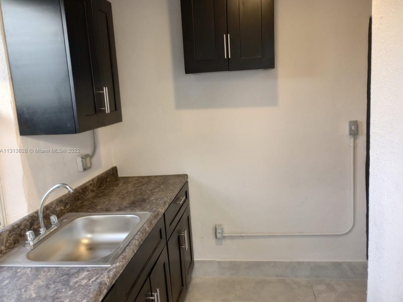 1241 W Dr Martin Luther King Jr Blvd W #5, Belle Glade, FL 33430