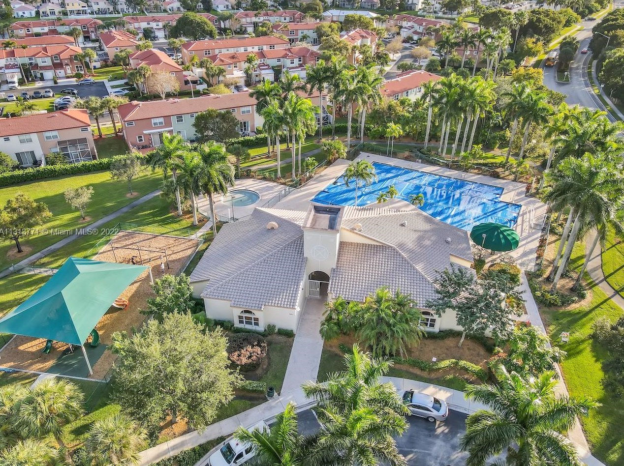 1249 Nw 159th Ave #1249, Hollywood, FL 33028