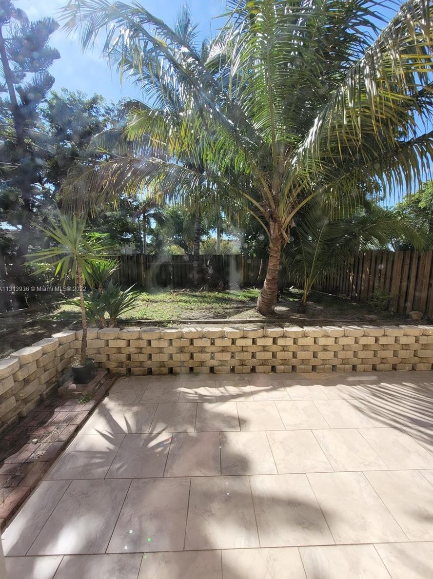 8932 Sw 215th Ln #8932, Miami, FL 33189