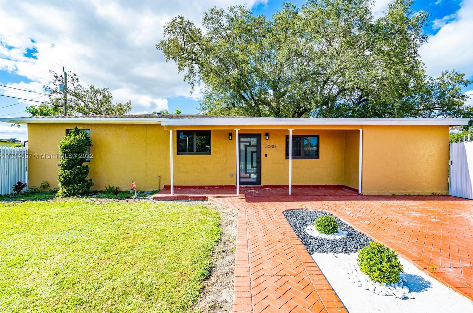 3000 164th Ter, Miami, FL 33054-6436