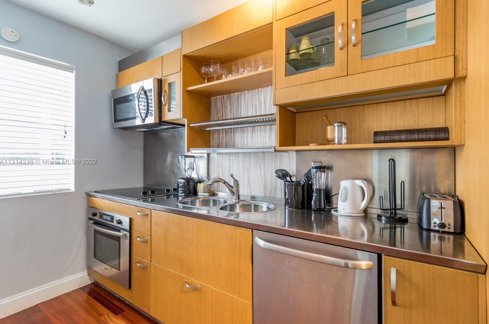 1340 Drexel Ave #403, Miami, FL 33139