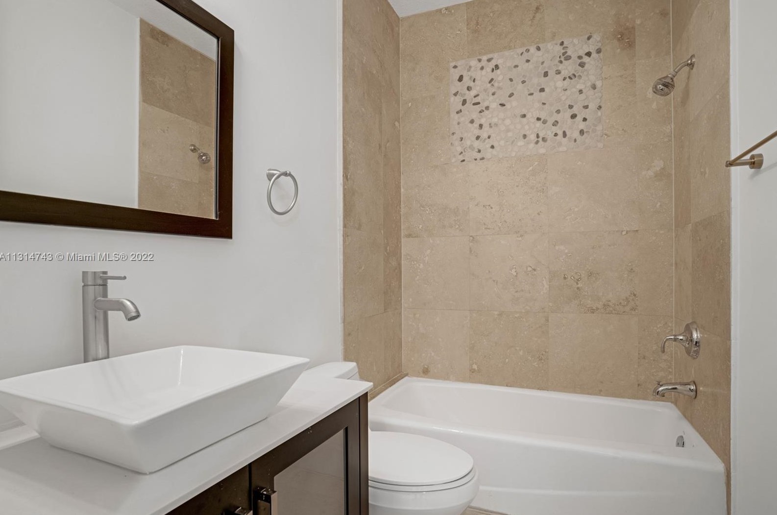 3384 Day Ave, Miami FL 33133-4902 exterior