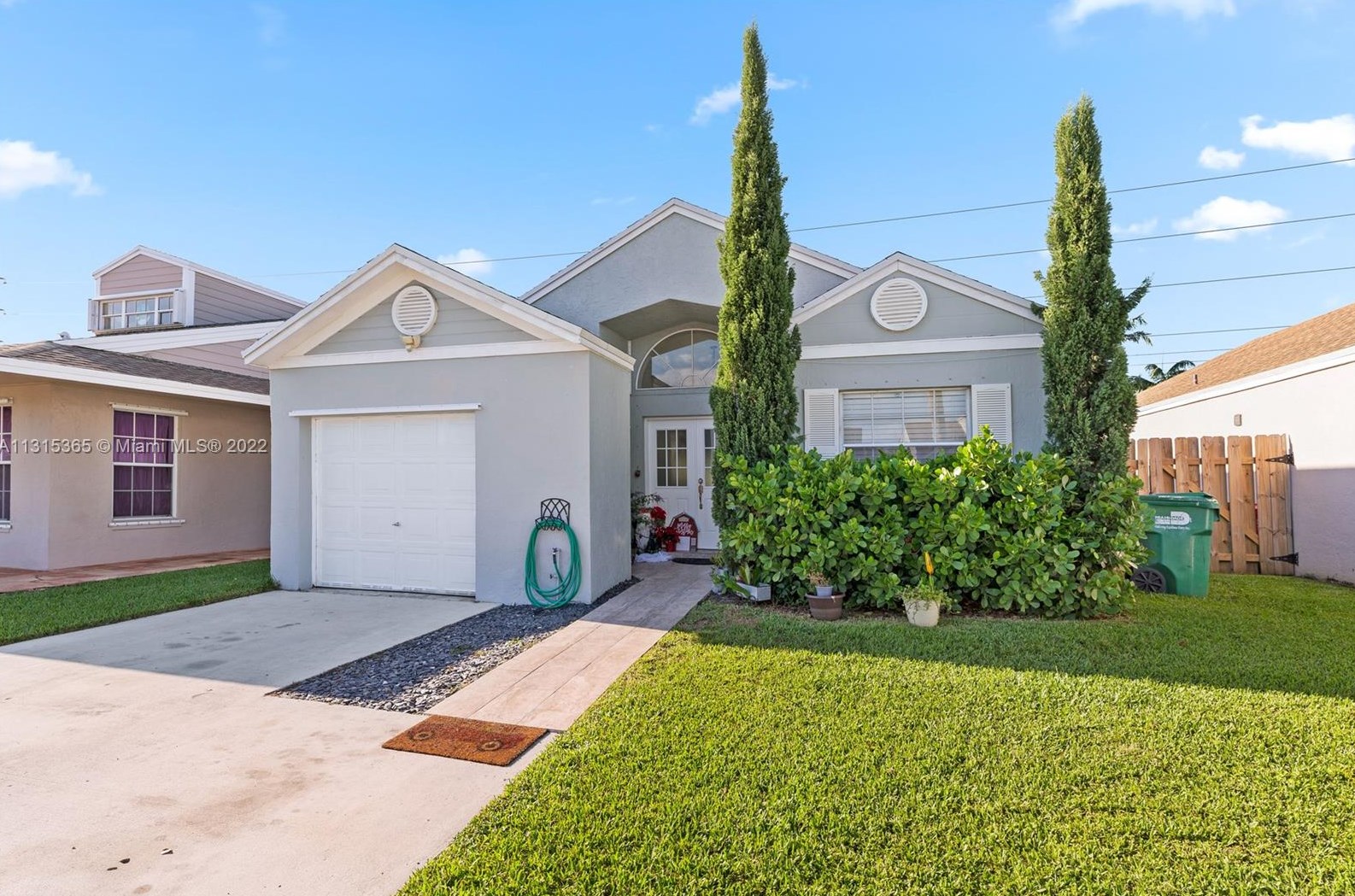 14626 128th Court Rd, Miami, FL 33186-6351
