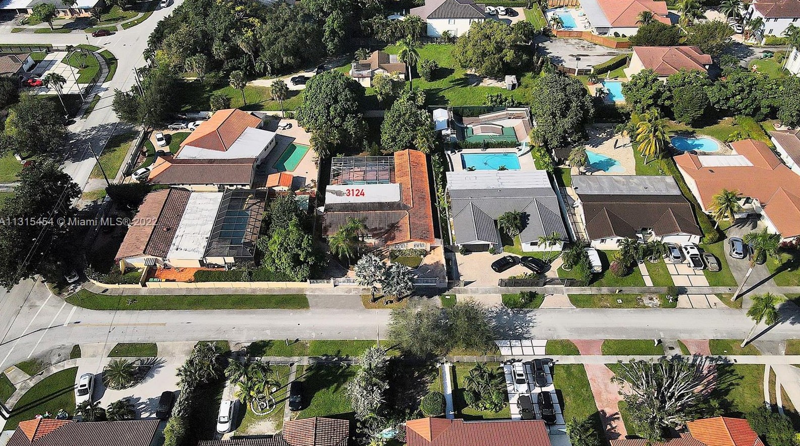 3124 98th Ct, Miami, FL 33165-2955
