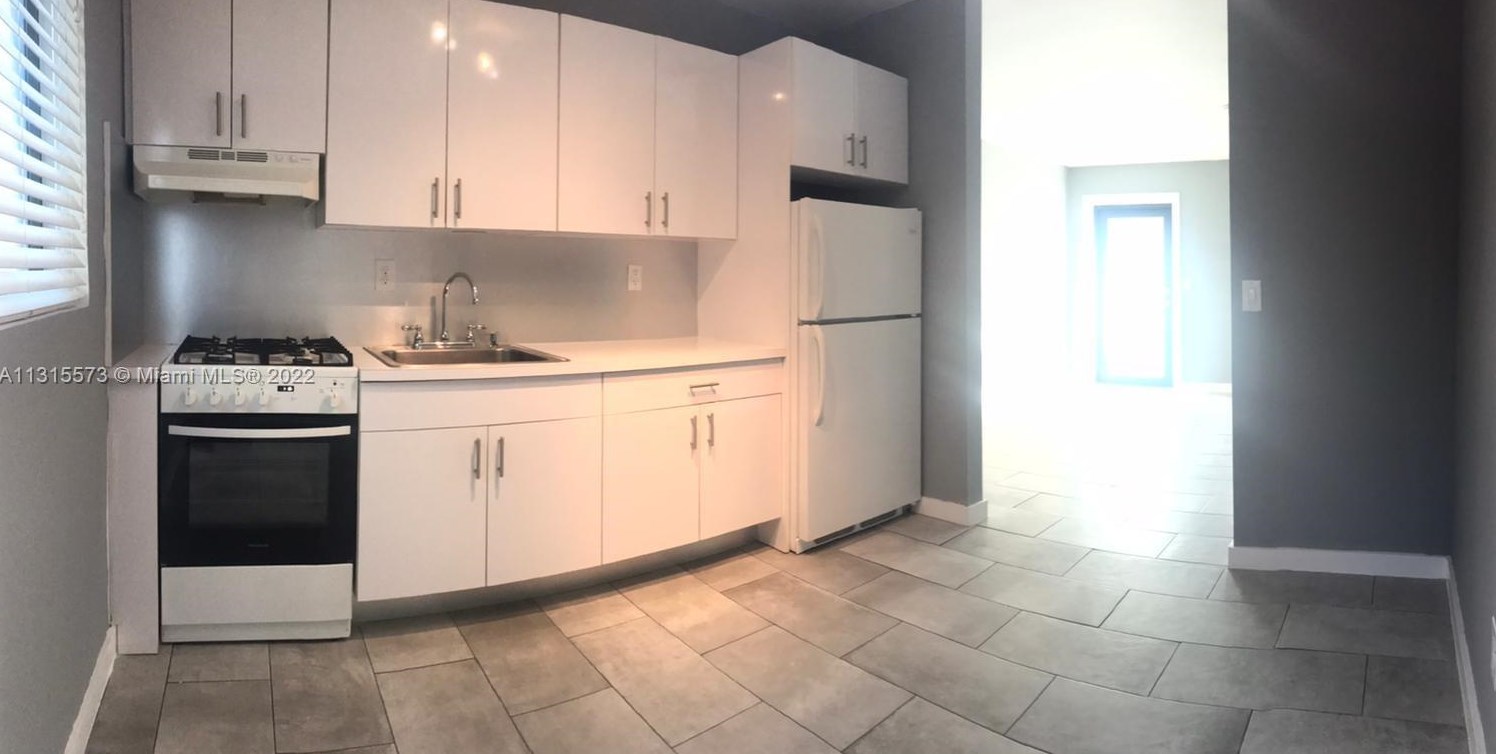 481 30th St Nw #6, Miami, FL 33127