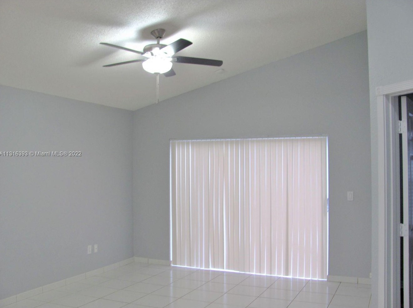 1658 Sw 158th Ave, Hollywood, FL 33027