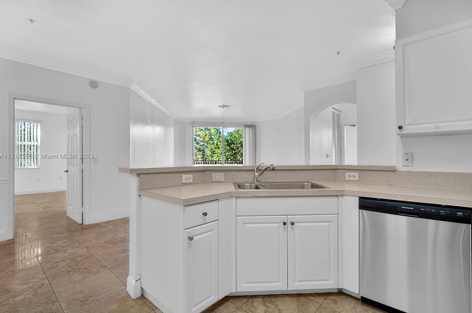 4404 Sw 160th Ave Apt 821, Hollywood, FL 33027