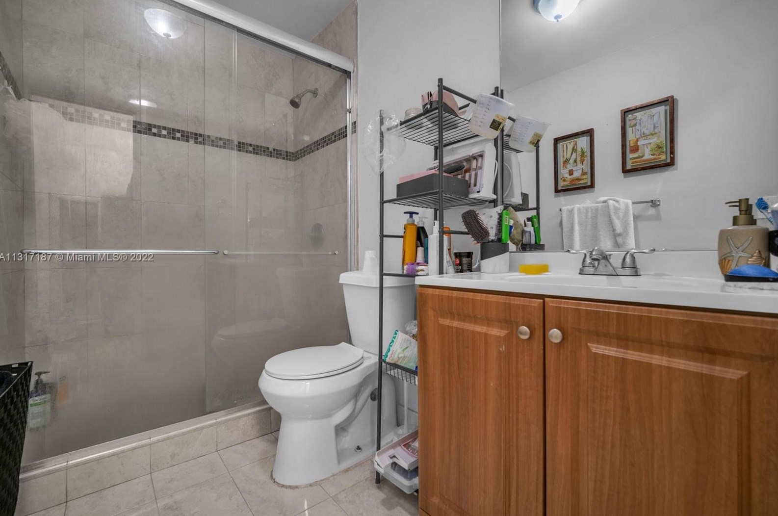 621 Glenn Pkwy, Hollywood FL 33021-5624 exterior