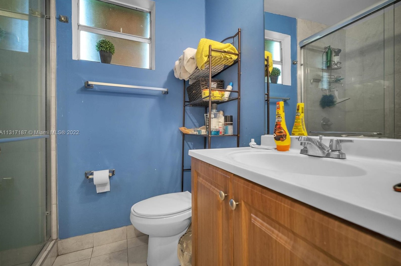 621 Glenn Pkwy, Hollywood FL 33021-5624 exterior