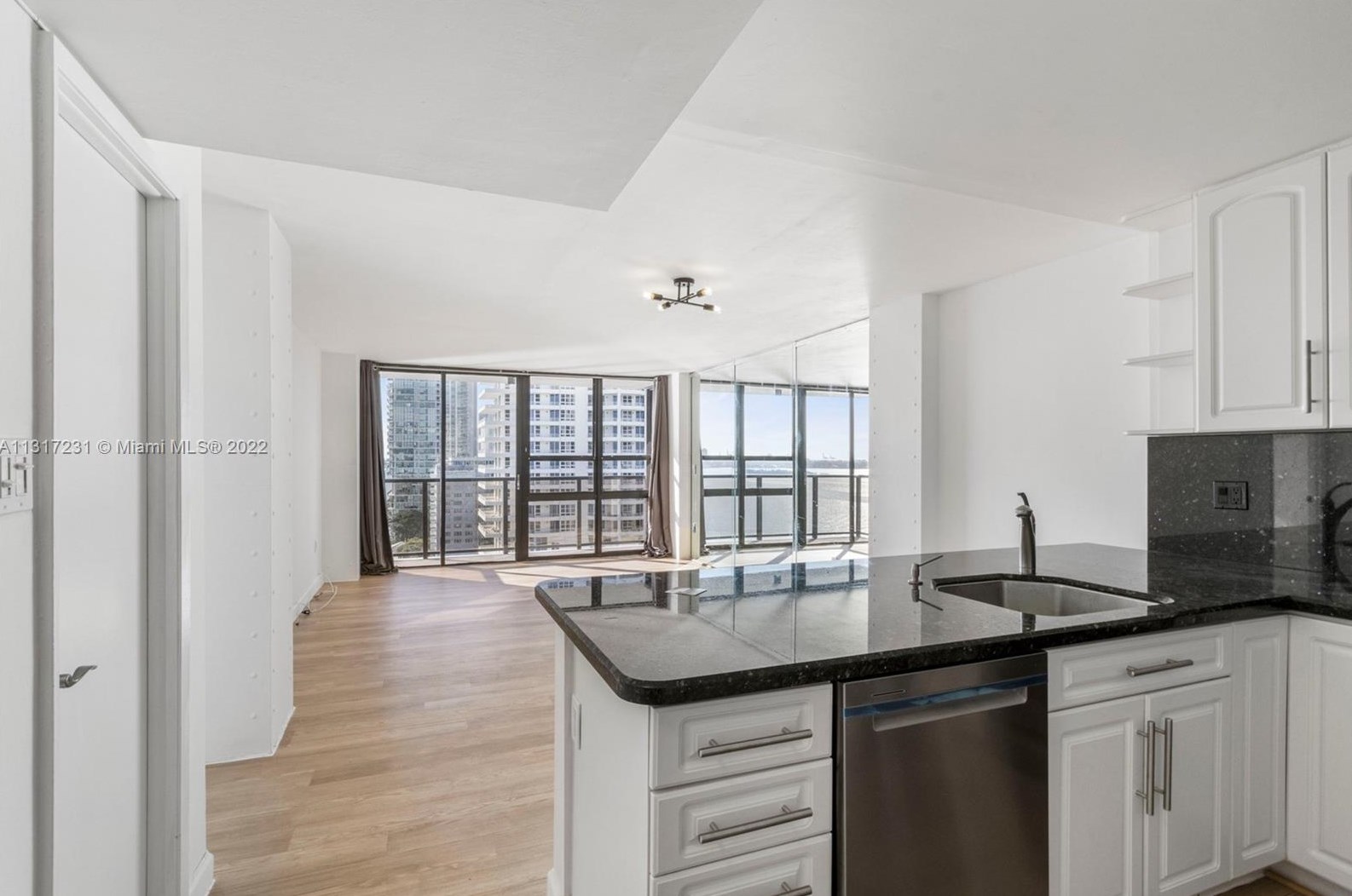 600 Ne 36th St #1520, Miami, FL 33137