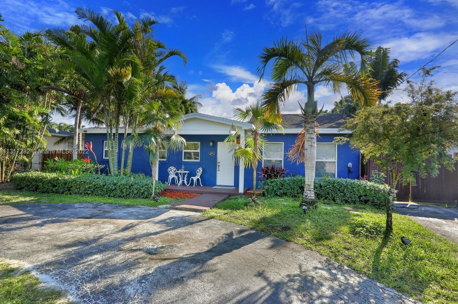 8920 Sw 156th St, Miami, FL 33157