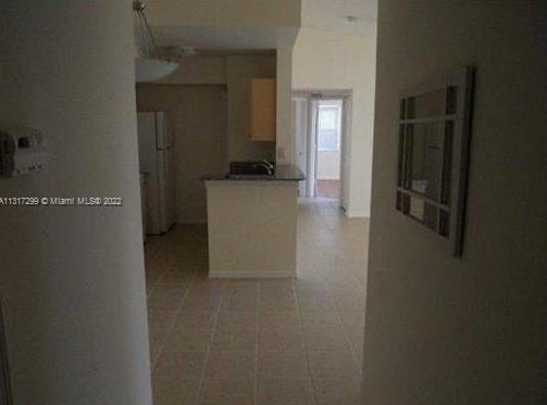 2457 Centergate Dr #307, Hollywood, FL 33025