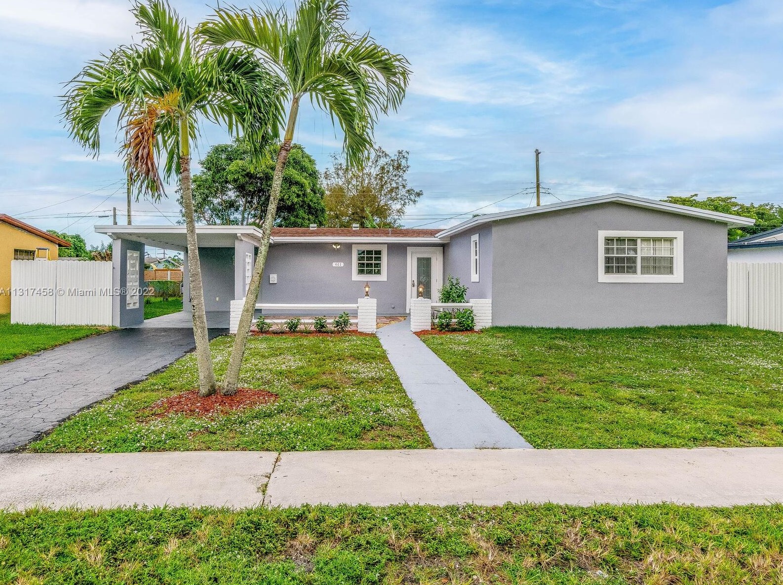 611 Sw 64th Way, Hollywood, FL 33023
