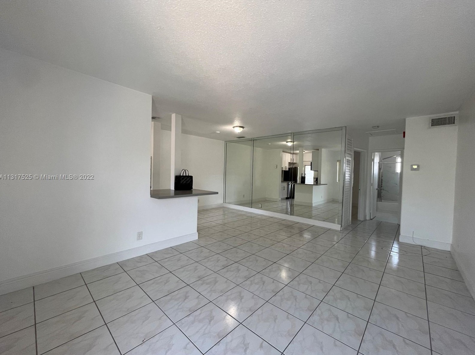 1431 S 14th Ave Apt 216, Hollywood, FL 33020
