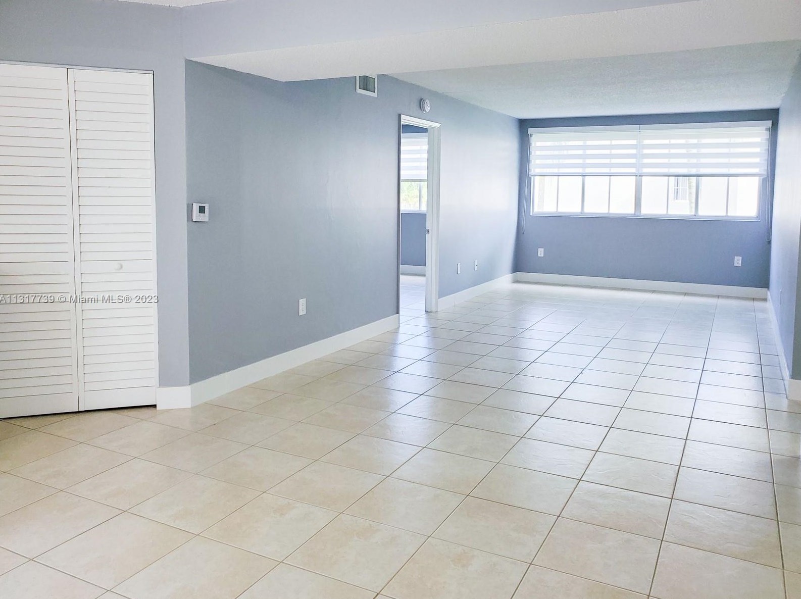 6175 Nw 186th St #208, Hialeah, FL 33015