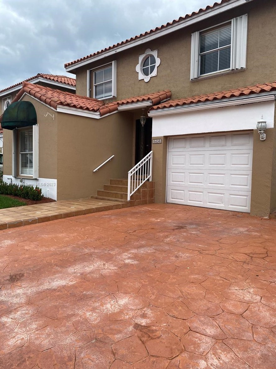 8638 Nw 1st Ln, Miami, FL 33126