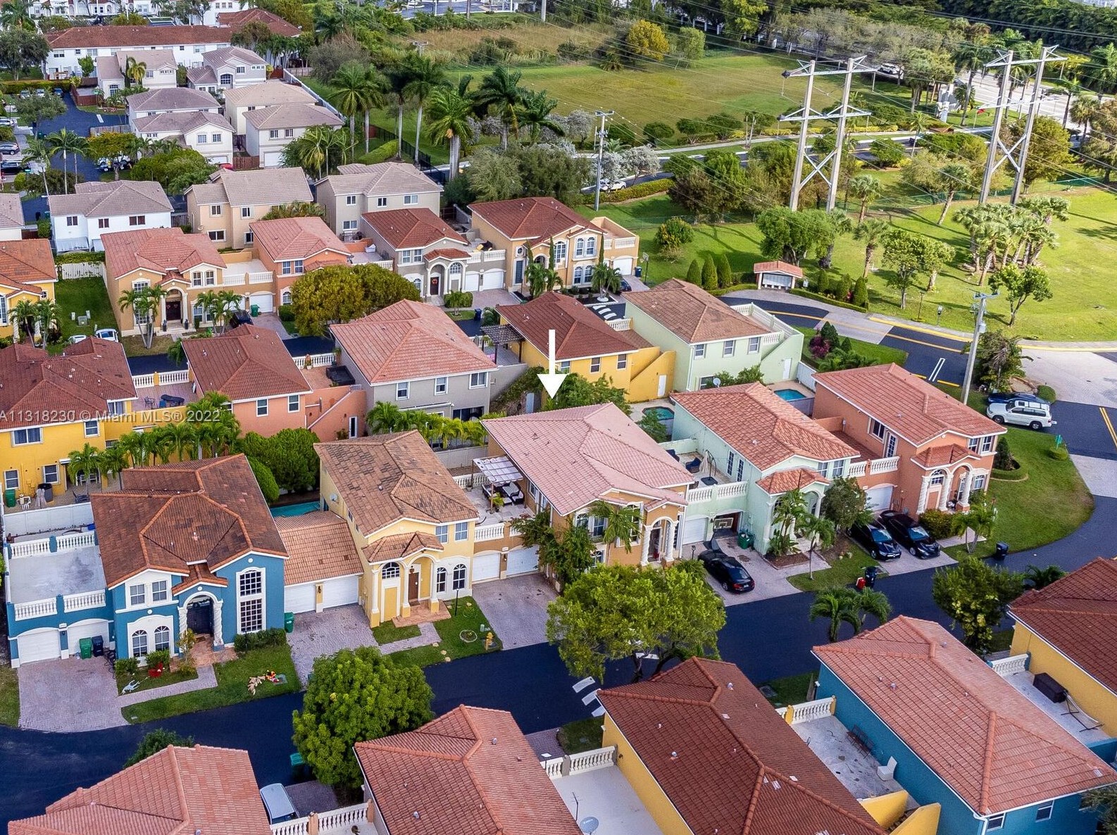 10813 51 Ln, Miami FL 33178-3562 exterior