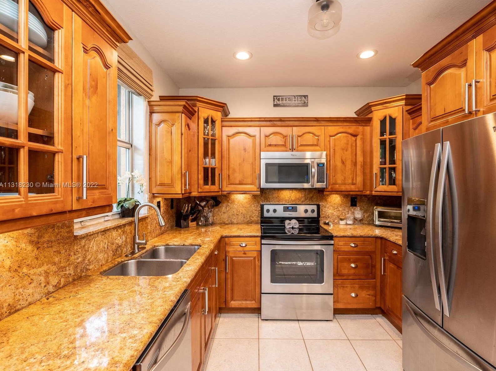 10813 51 Ln, Miami FL 33178-3562 exterior