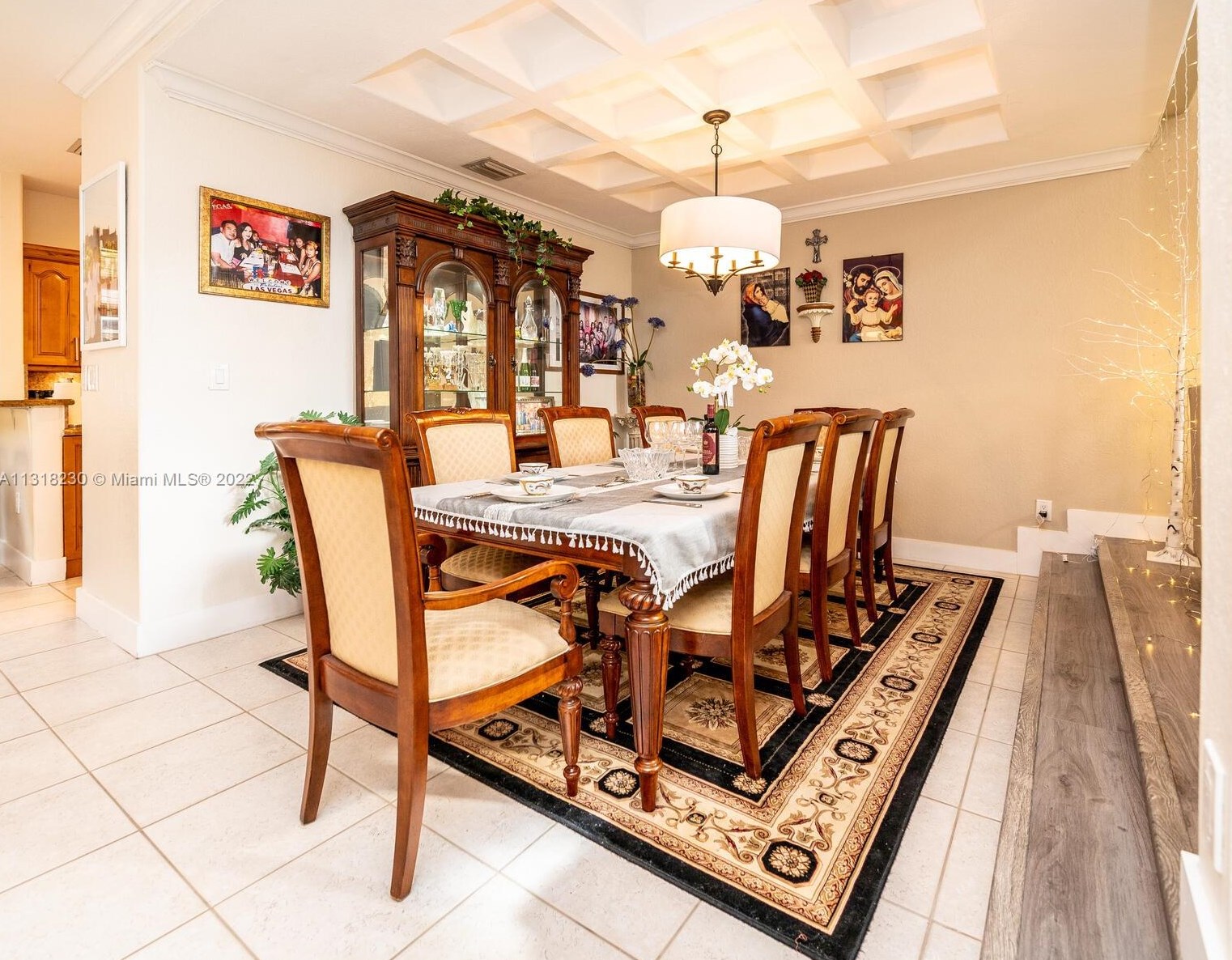 10813 51 Ln, Miami FL 33178-3562 exterior