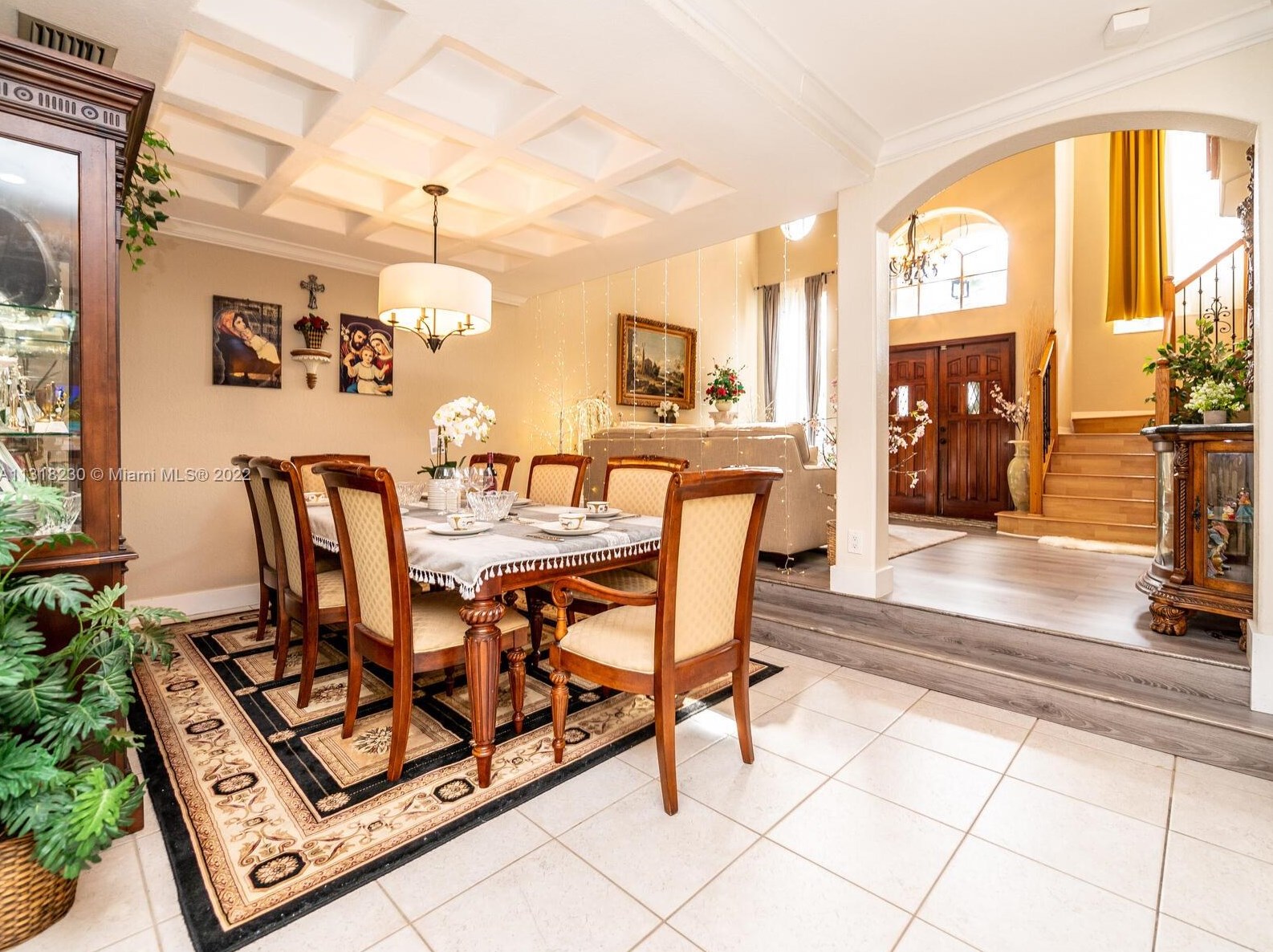 10813 51 Ln, Miami FL 33178-3562 exterior