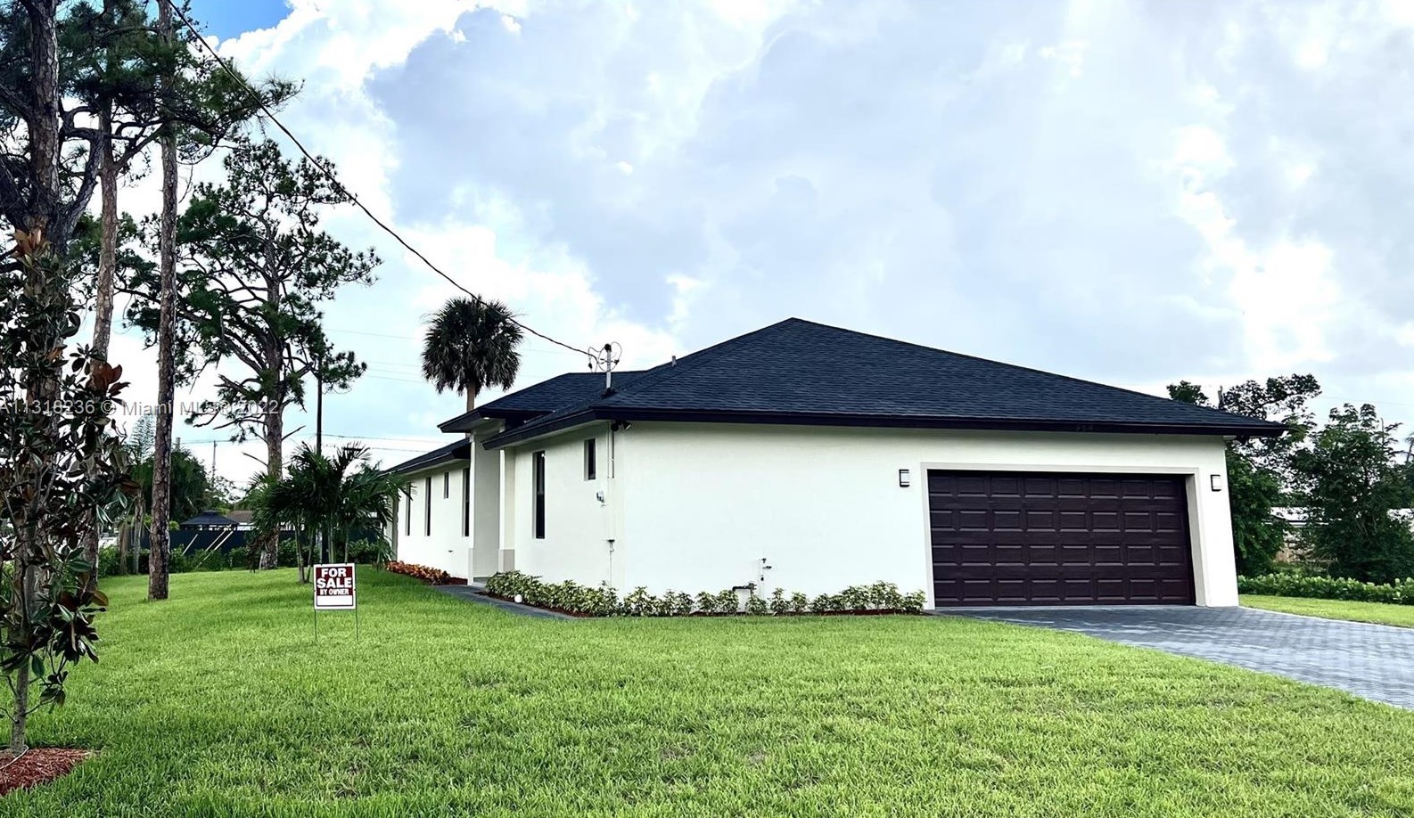 964 Rutherford Ln, West Palm Beach, FL 33415-1246