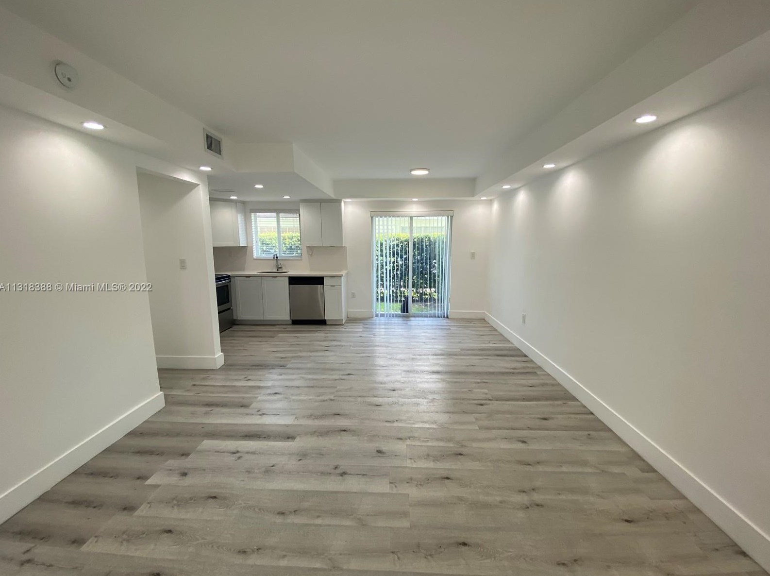 1328 Nw 4th St #1, Miami, FL 33125