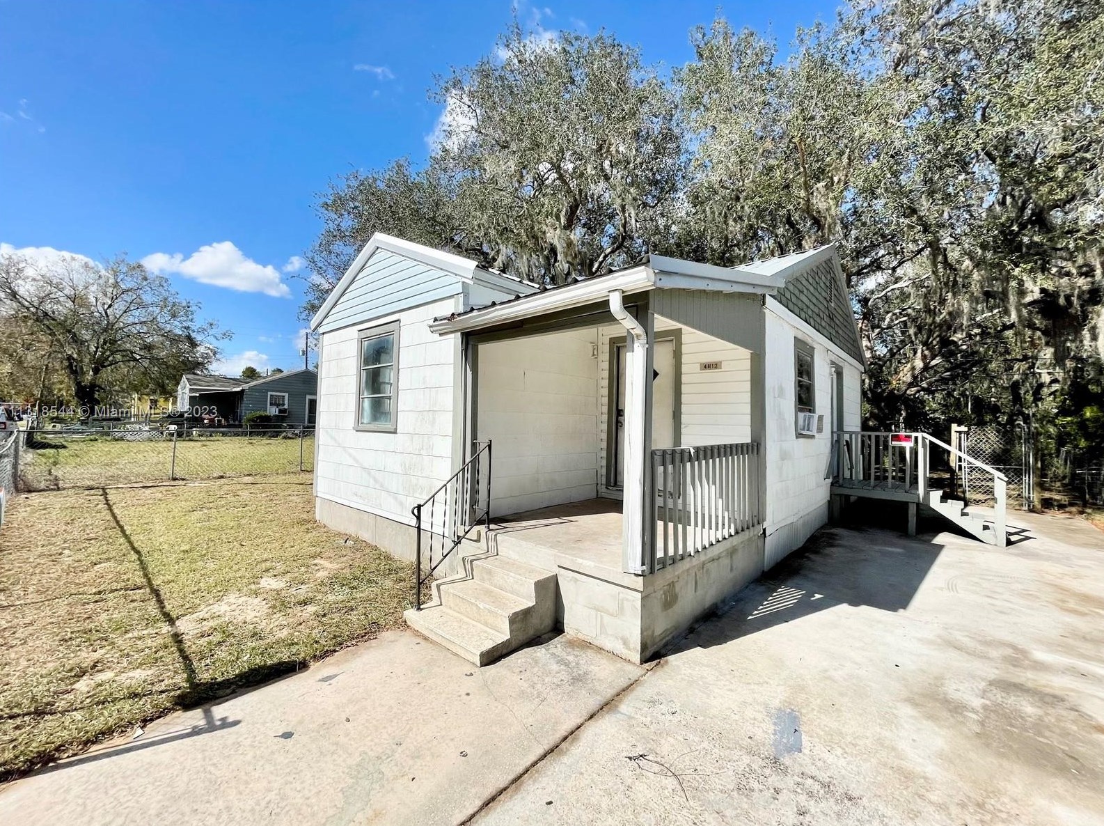 4812 4th St, Sebring, FL 33870