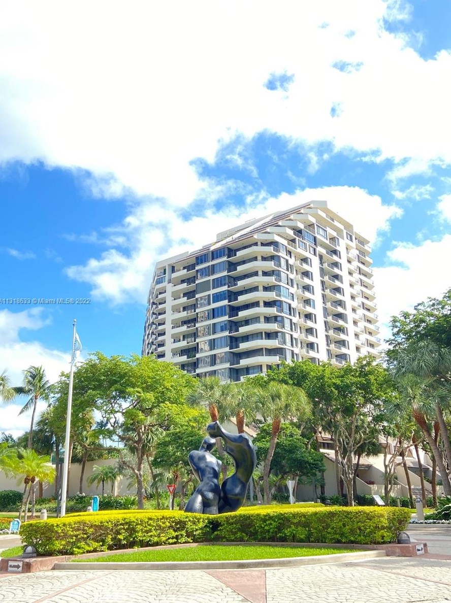 520 Brickell Key Dr #a817, Miami, FL 33131
