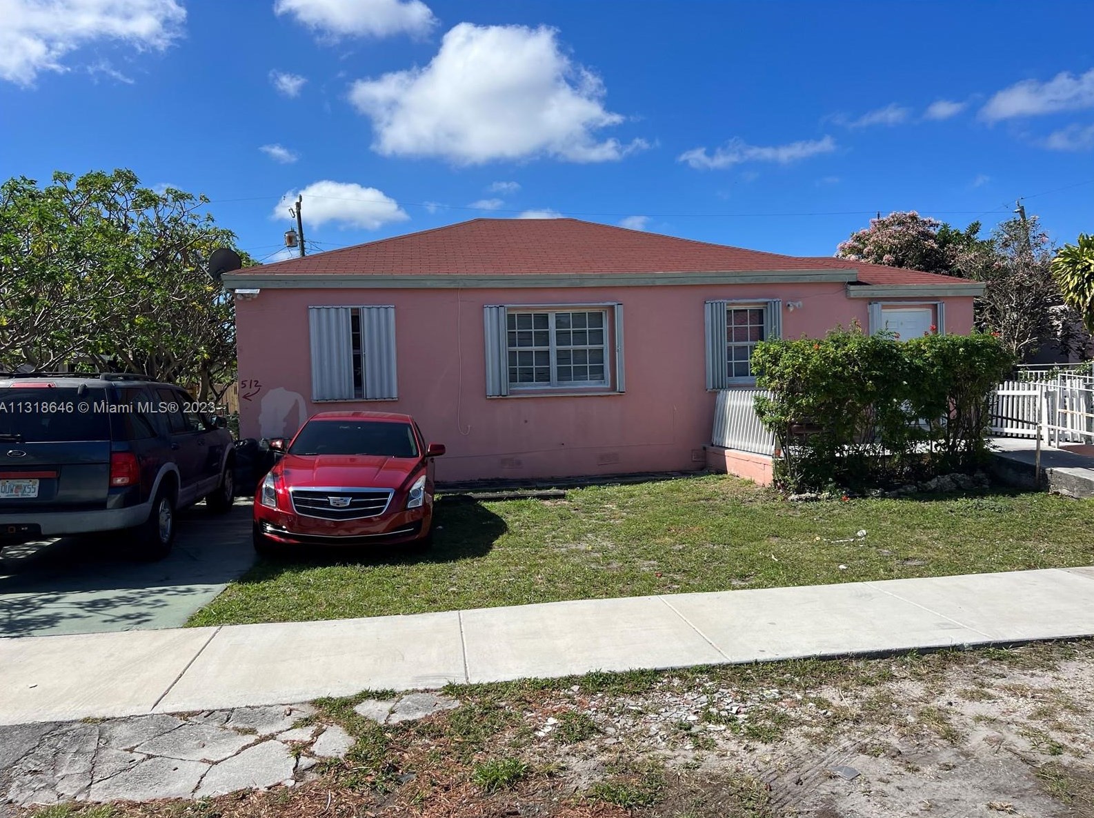 510 32nd Ct, Miami, FL 33125-4119