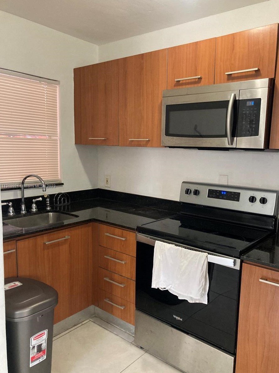 421 Ne 68th St #2, Miami, FL 33138