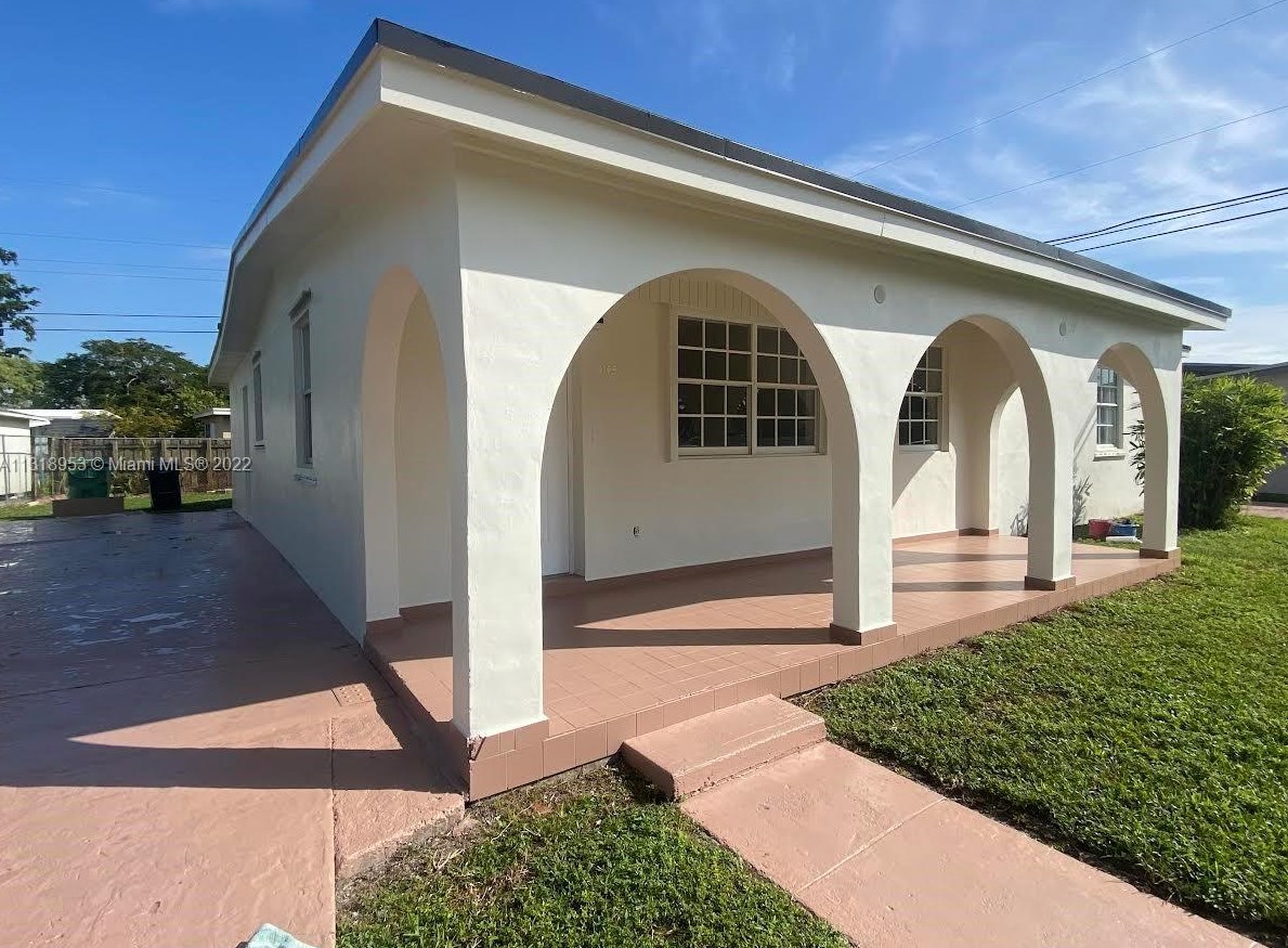 4145 108th Ave, Miami, FL 33165-4824