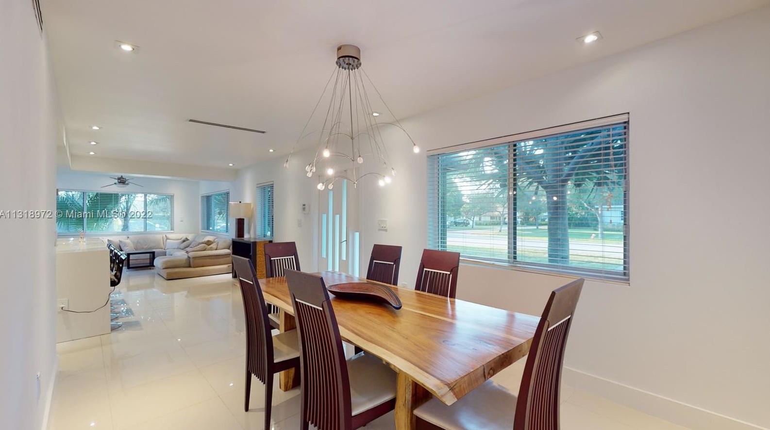 4927 Riviera Dr, Miami FL  33146-1700 exterior