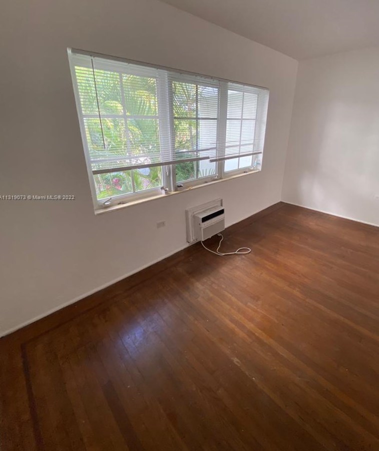 322 W 25th St #11, Miami, FL 33140