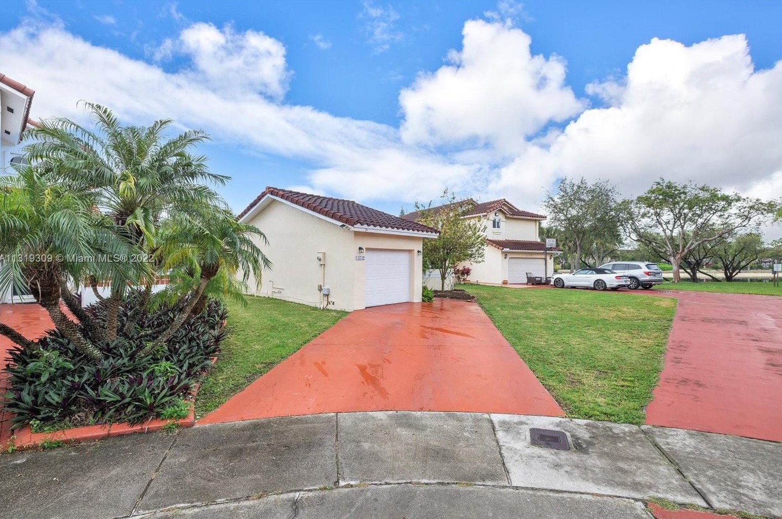 14742 113th Ln, Miami, FL 33196-3331