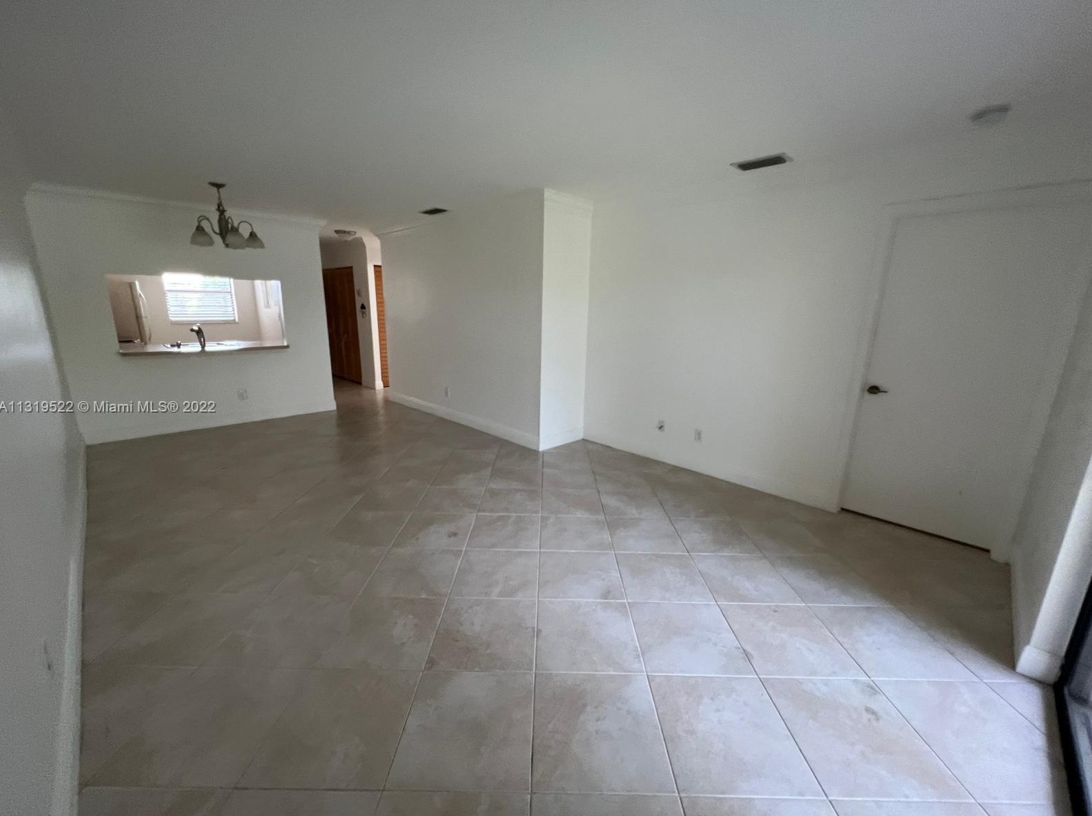10613 Nw 11th St #205, Hollywood, FL