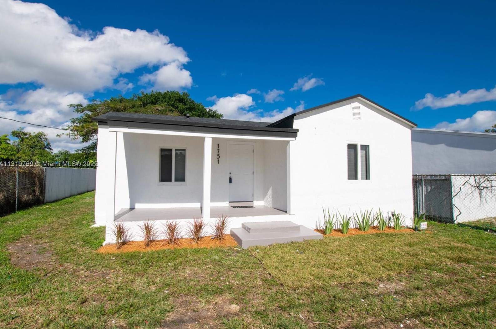 1751 76th St, Miami, FL 33147-6159