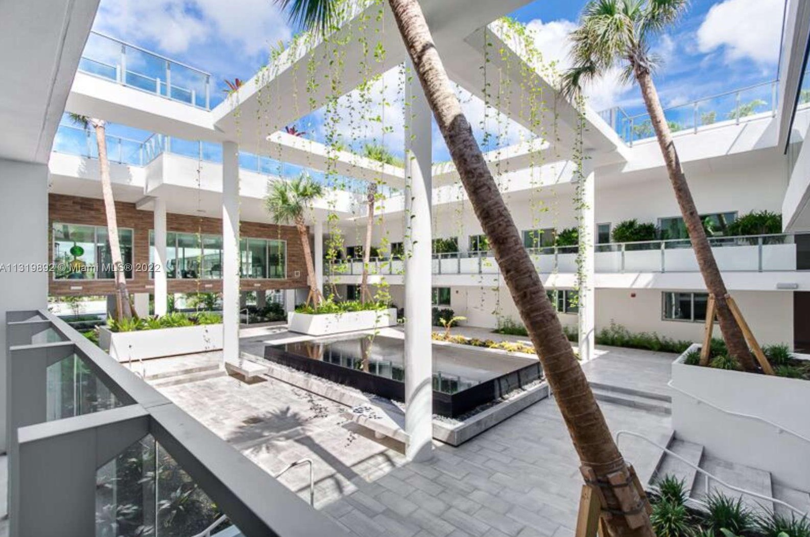 1201 20th St #312, Miami, FL 33139