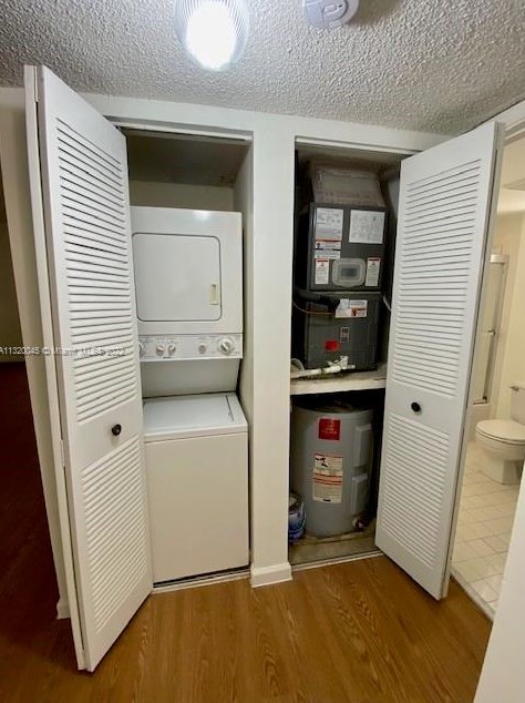 300 Palmwood Pl, Boca Raton FL  33431-8241 exterior