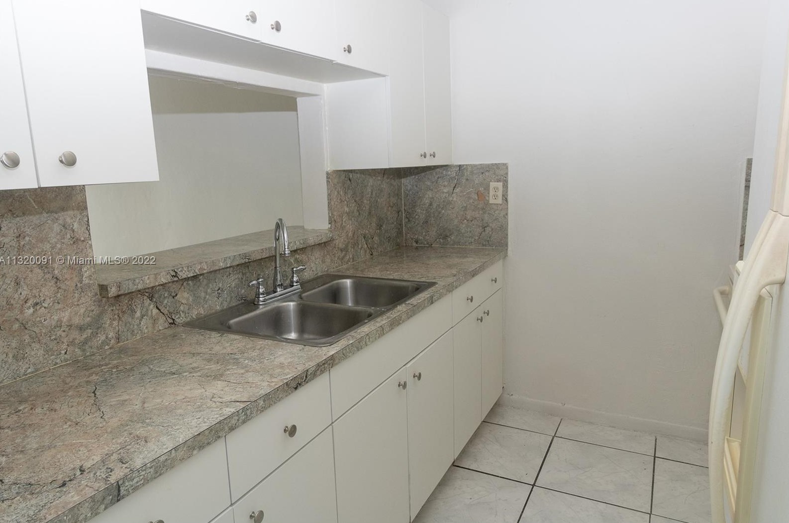 2725 W Okeechobee Rd #22, Hialeah, FL 33010